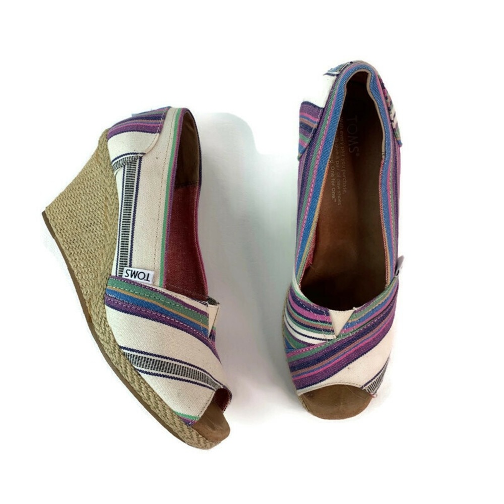 TOMS Canvas Striped Peed Toe Espadrille Wedge 8